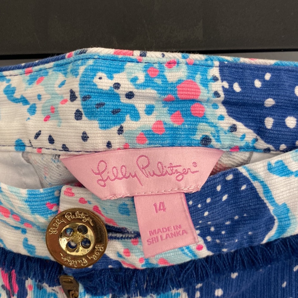Lilly Pulitzer starfish size 14 shorts - Picture 4 of 4